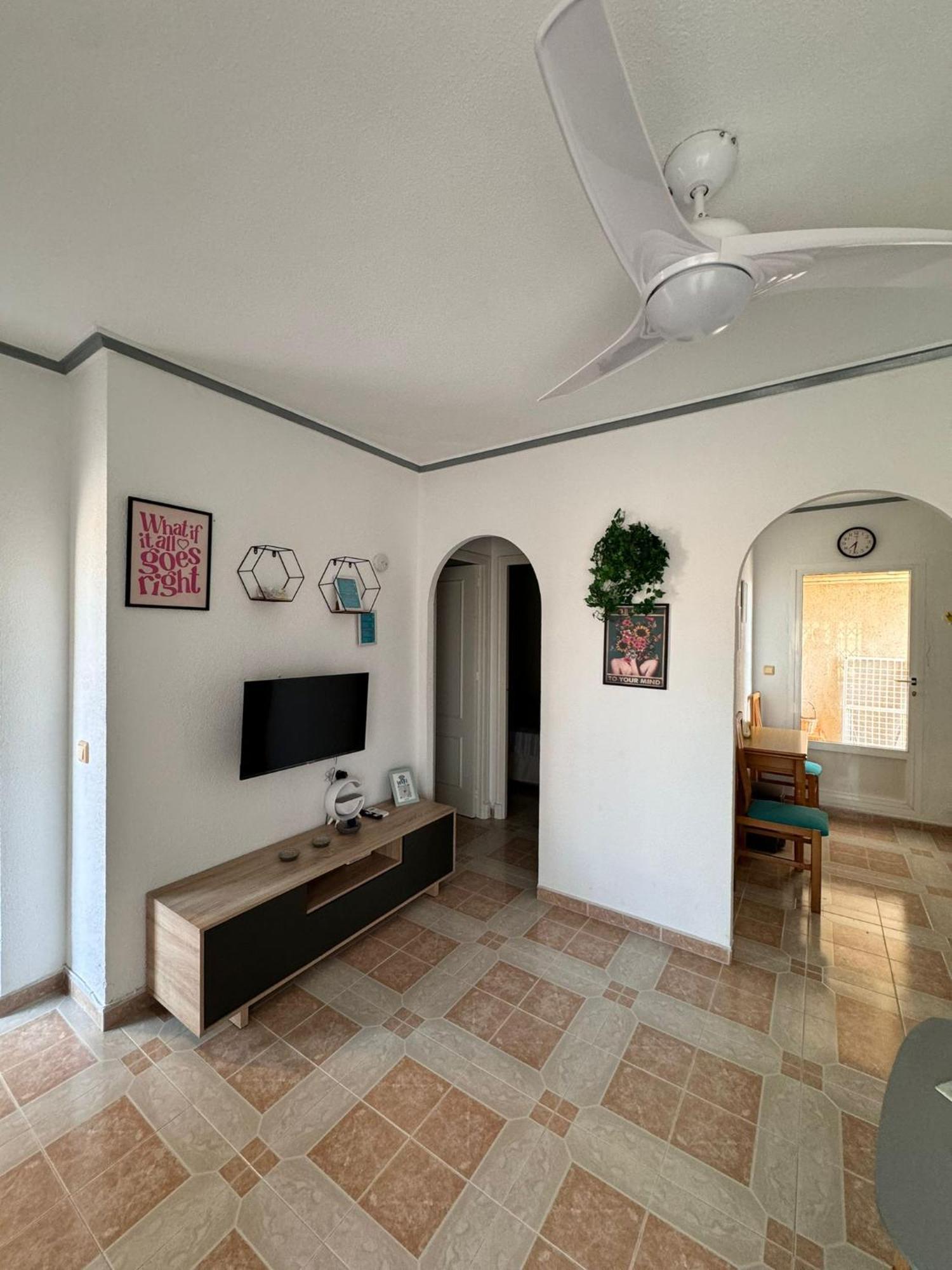Carmina Apartment, Disfruta Del Sol Y Del Relax! Torrevieja Exteriör bild